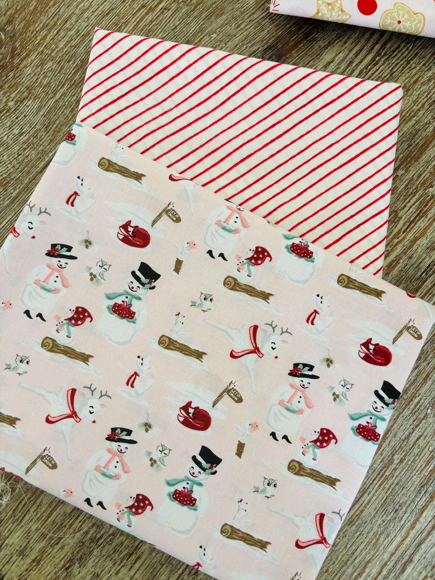 Holiday cuties 11 fat quarter classic christmas fairy presents metallic Santa