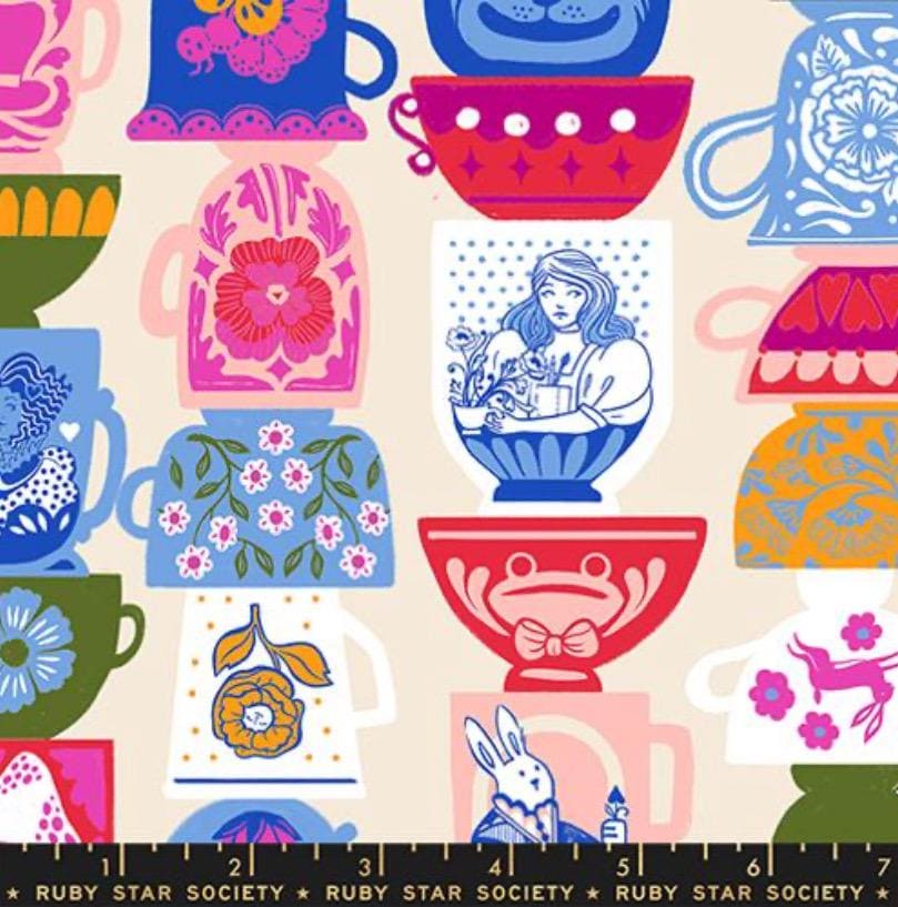Hello Alice shell RS2122 11 In stock - Sarah watts - natural tea cups Alice in wonderland