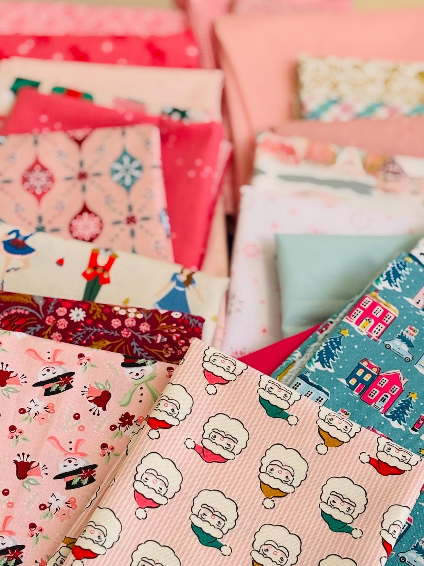 Happy pink Holidays v2 22 FQ bundle AGF Liberty metallic Holiday classics Cozy Christmas Lori Holt Adventale Poppie cotton