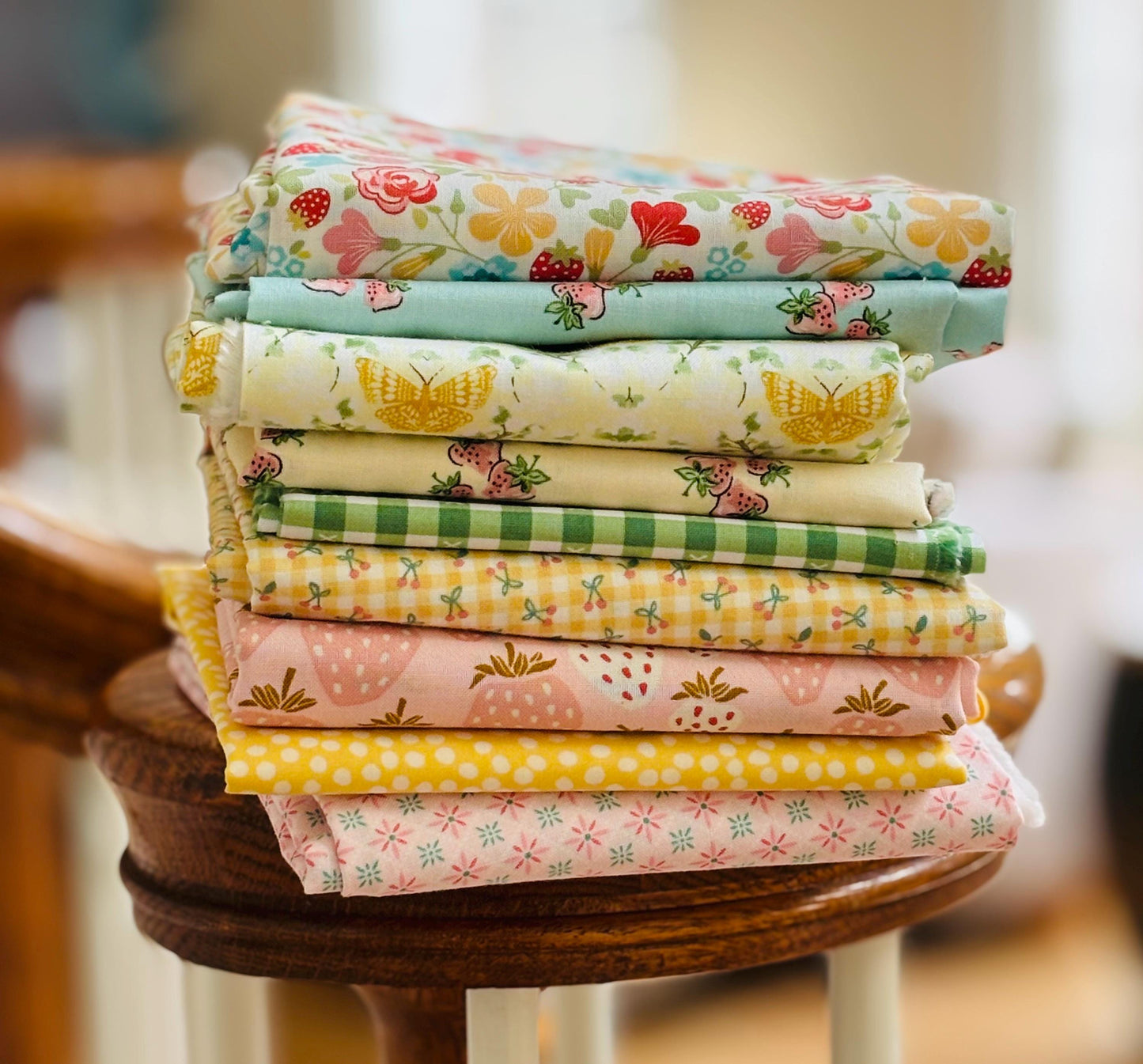 Hello spring - 9 fat quarter bundle - Poppie cotton AGD RBD Under the apple tree Plaid Rosy cheeks strawberry