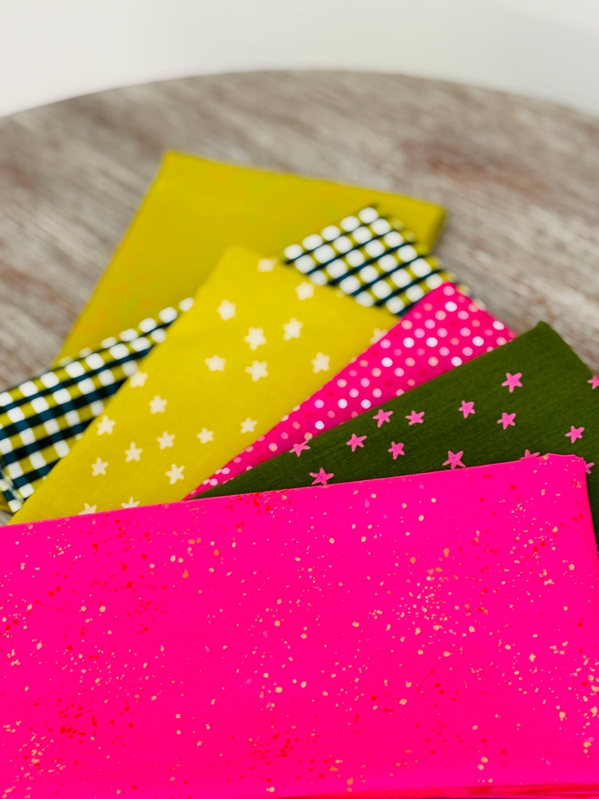 Pink blenders with a lime green twist - 6 fat quarter bundle - mini star - starry - ruby Star - speckled - gingham egg and friends