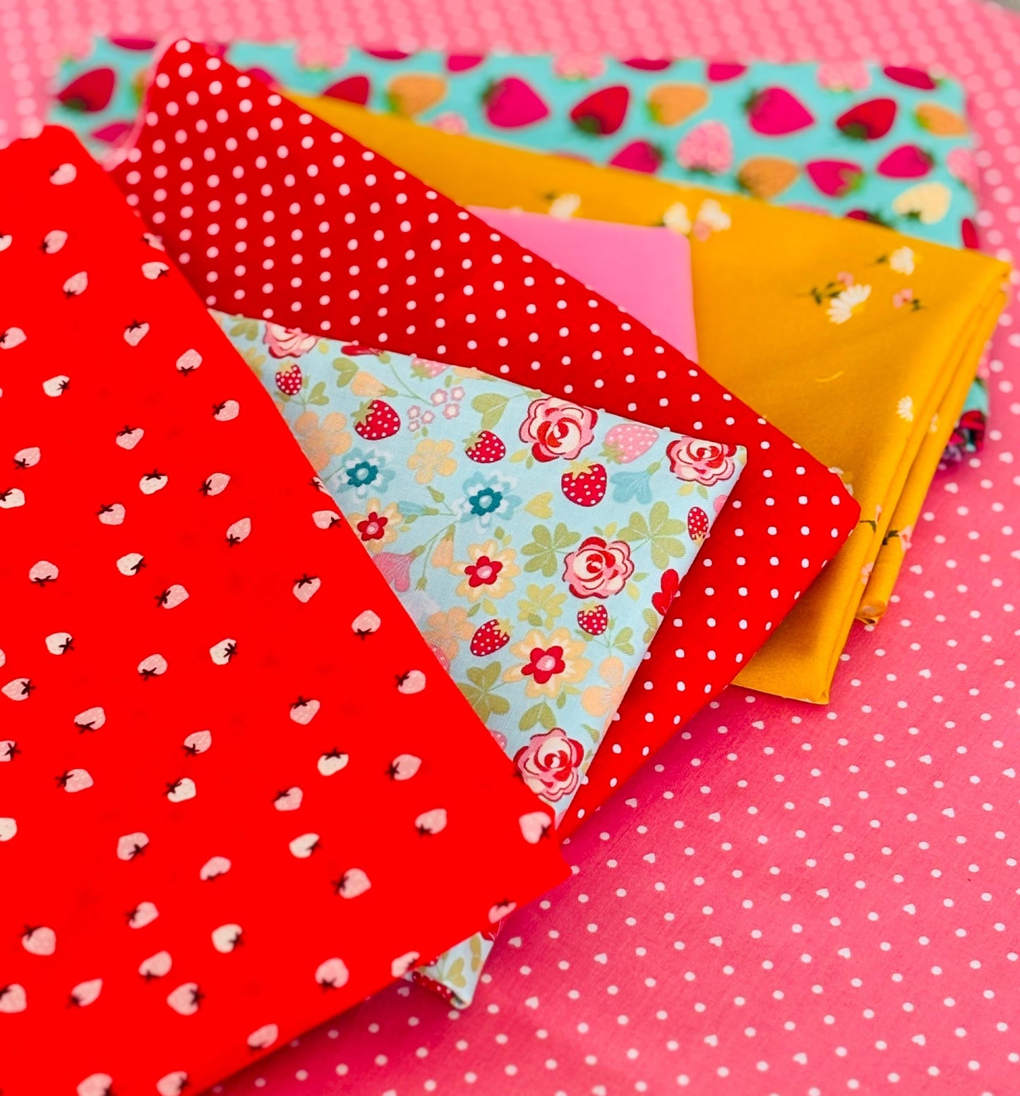 Strawberry and dots Fat Quarter Bundle – 100% Cotton, 7 Piece