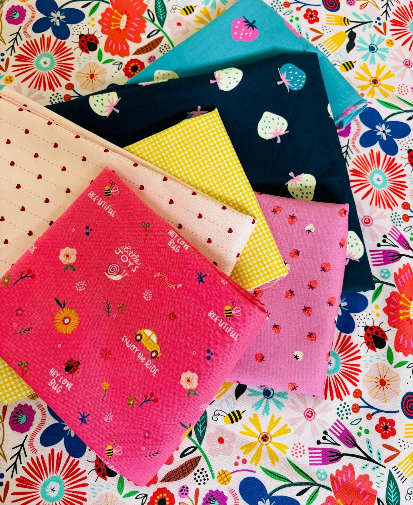 Fusion Strawberry Hey Love bug blenders | Fat quarters bundles 7 fabrics | Poppie cotton Ruby star