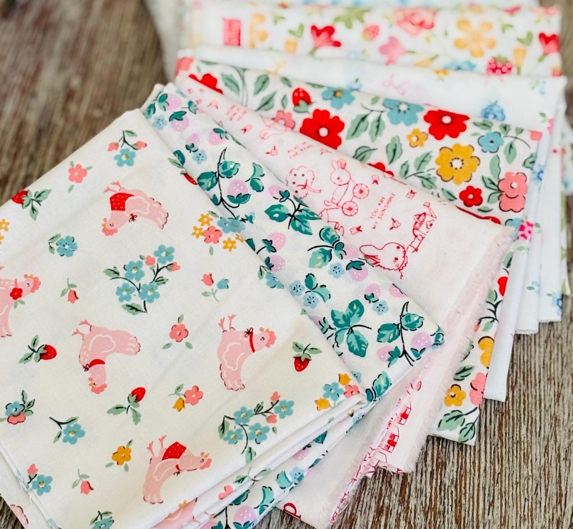 Best of Poppie light - 10 fat quarter bundle - farmhouse fancy - Poppie cotton