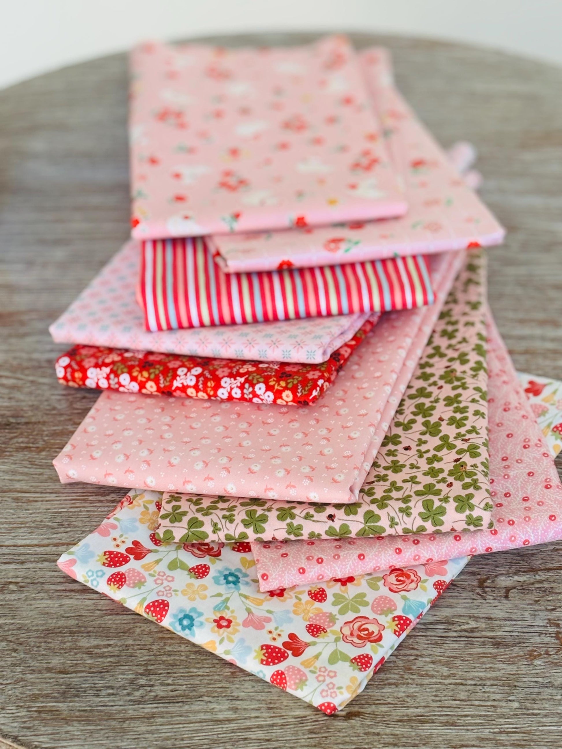 Best of Poppie Pink - red - 9 fat quarter bundle - Poppie Cotton