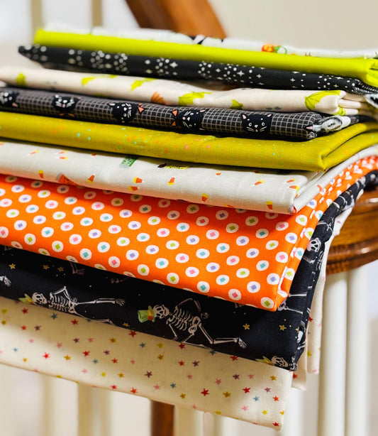 Trick or treat - 10 fat quarter bundle - halloween