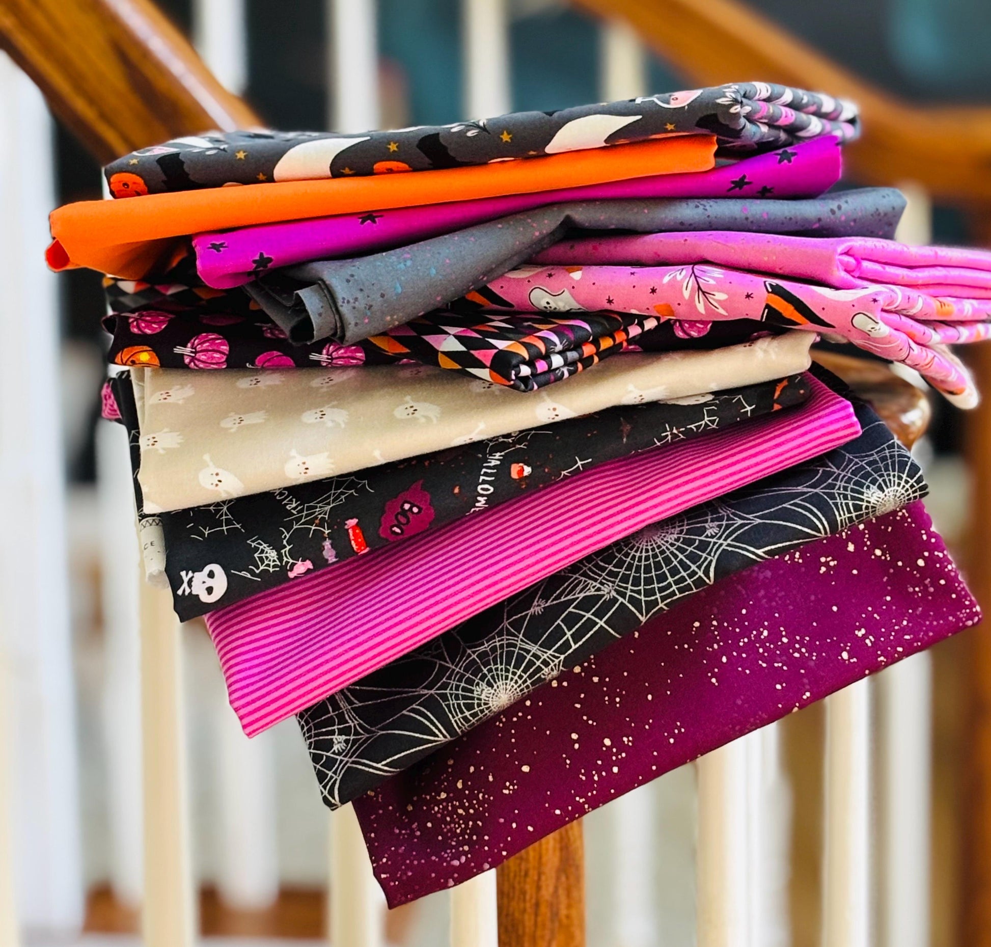 Halloween the darker side - 13 fat quarter bundle - halloween
