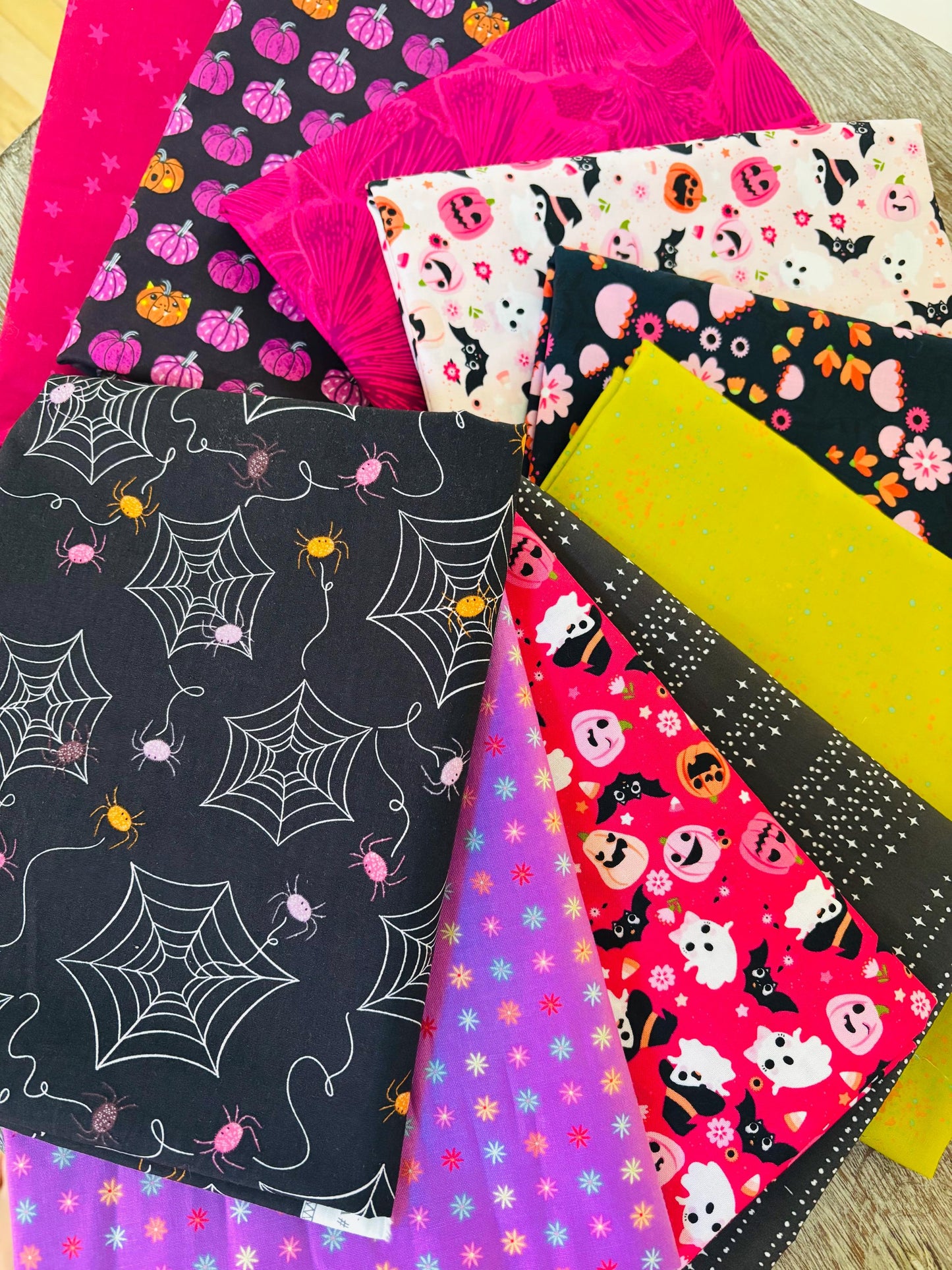 Return of pink halloween part 6 - 10 fat quarter bundle - Not scary