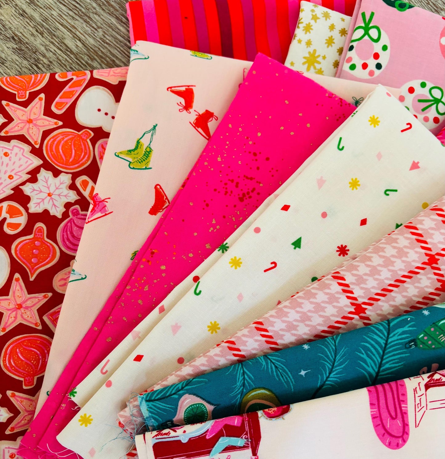 Return of pink Christmas part 2 13 fat quarter bundle - christmas in color starry speckled RSS AGF Poppie
