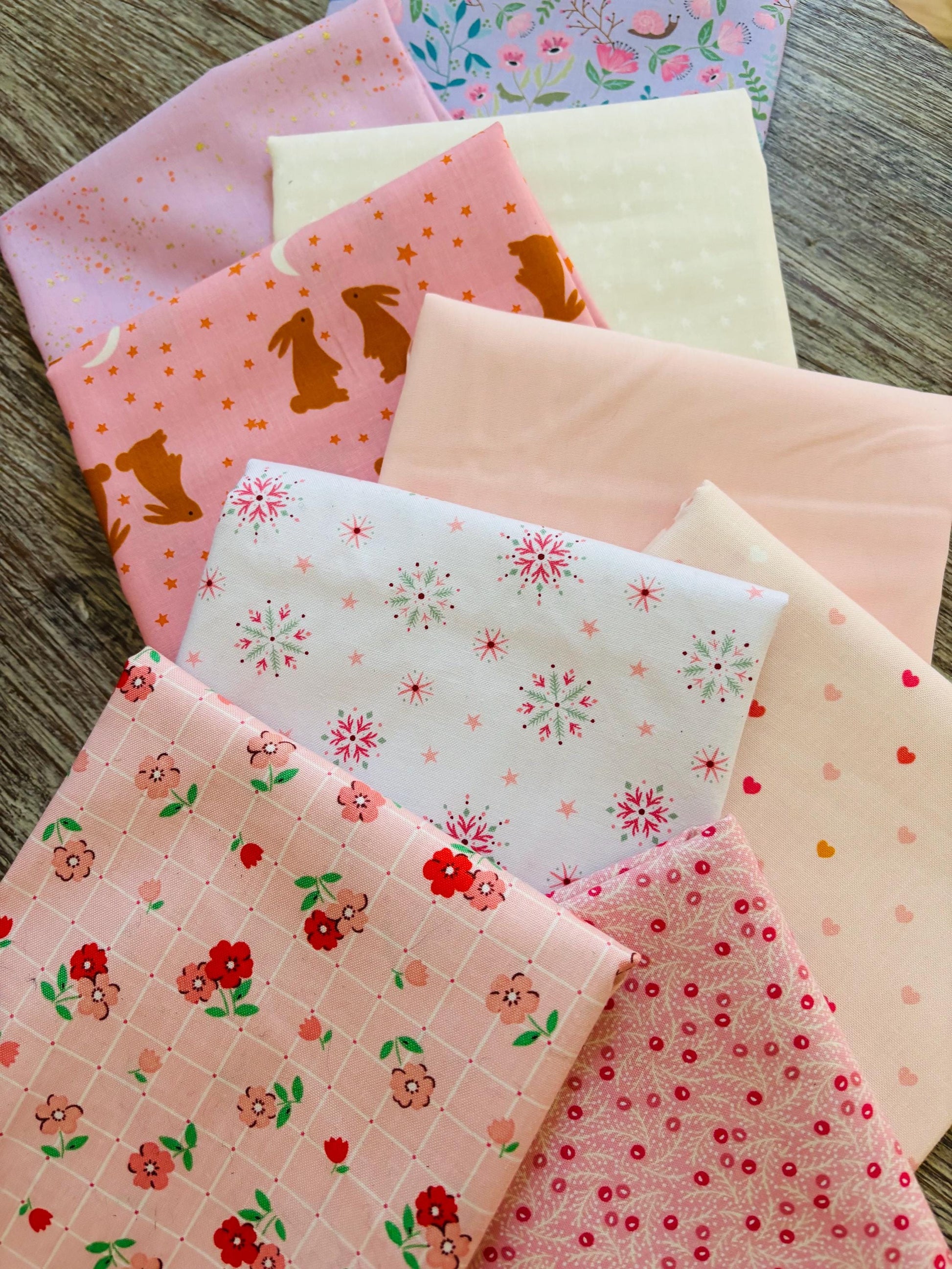 Soft Pink - 9 fat quarter bundle - Poppie Cotton ruby star starry speckled
