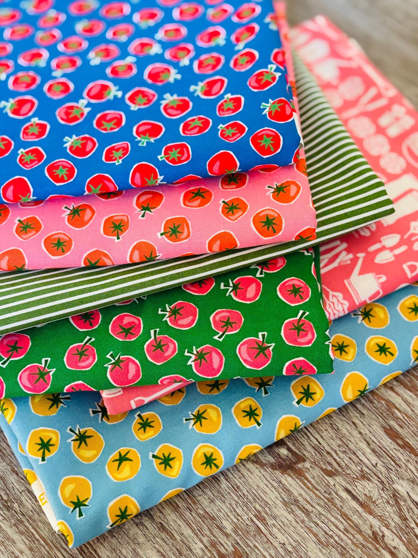 Tomato overload - 7 FQ Part 4 - in the vegetable garden - AGF - cotton and steel