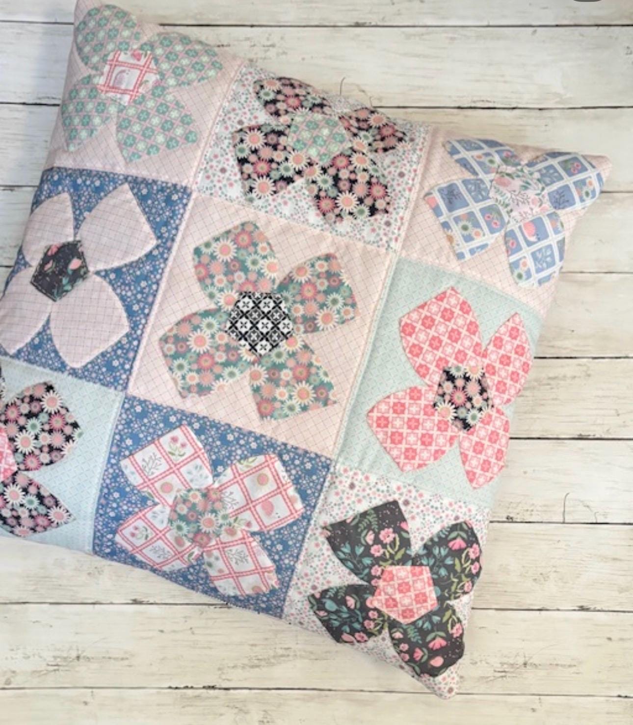 Poppie Cotton le petit escargot Designed by Lori Woods slow down pink