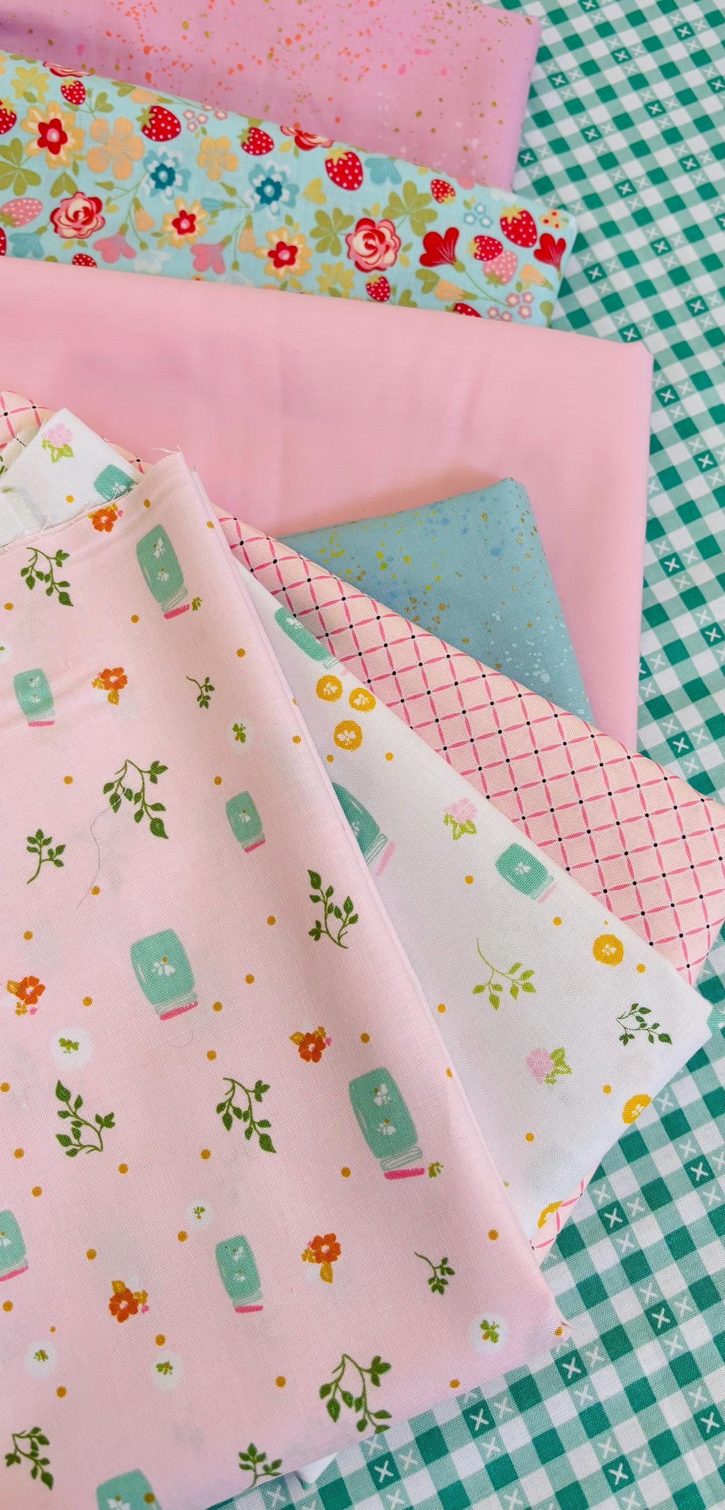Porch swing summer - 9 fat quarter bundle firefly speckled Poppie cotton RBD