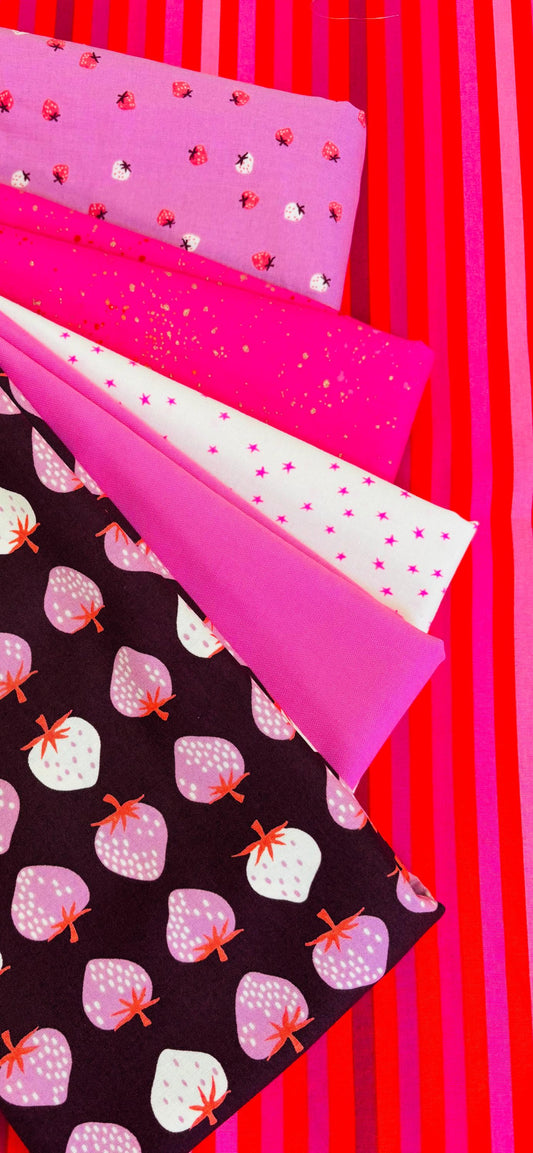 Deep berry crush - 6 fat quarter bundle strawberry gingham Ruby star AGF Starry
