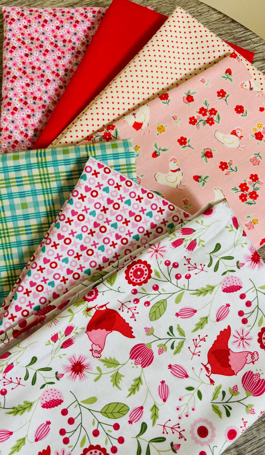 Henhouse XOXO - 7 fat quarter - Smitten chicken farmhouse fancy AGF Plaid