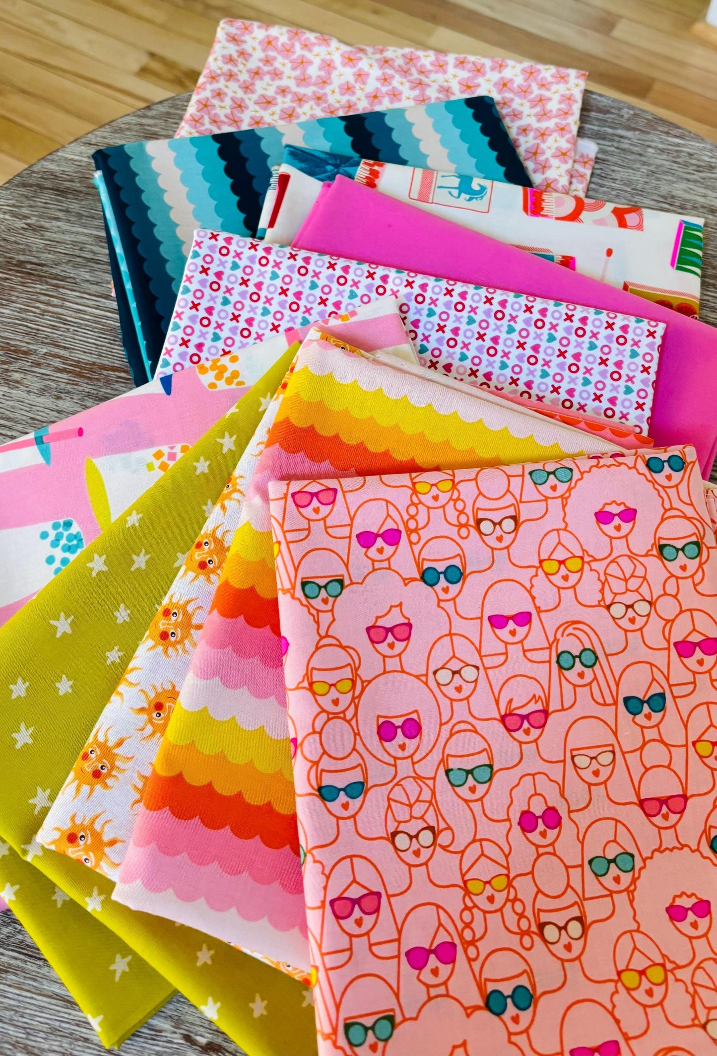 Summer Love - 10 fat quarter bundle - Ruby star Poppie Starry Speckled