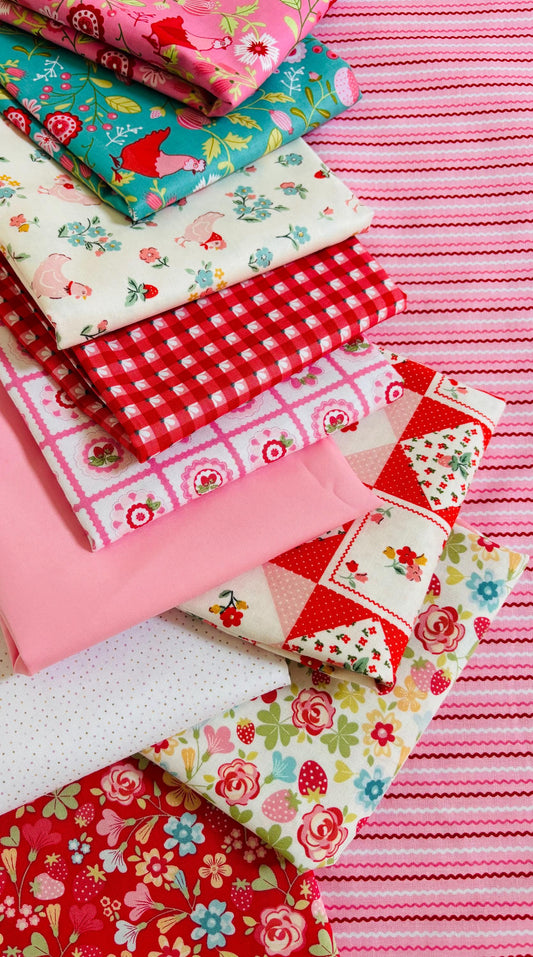 Henhouse XOXO #3 - 11 fat quarter - Smitten chicken farmhouse fancy AGF Plaid