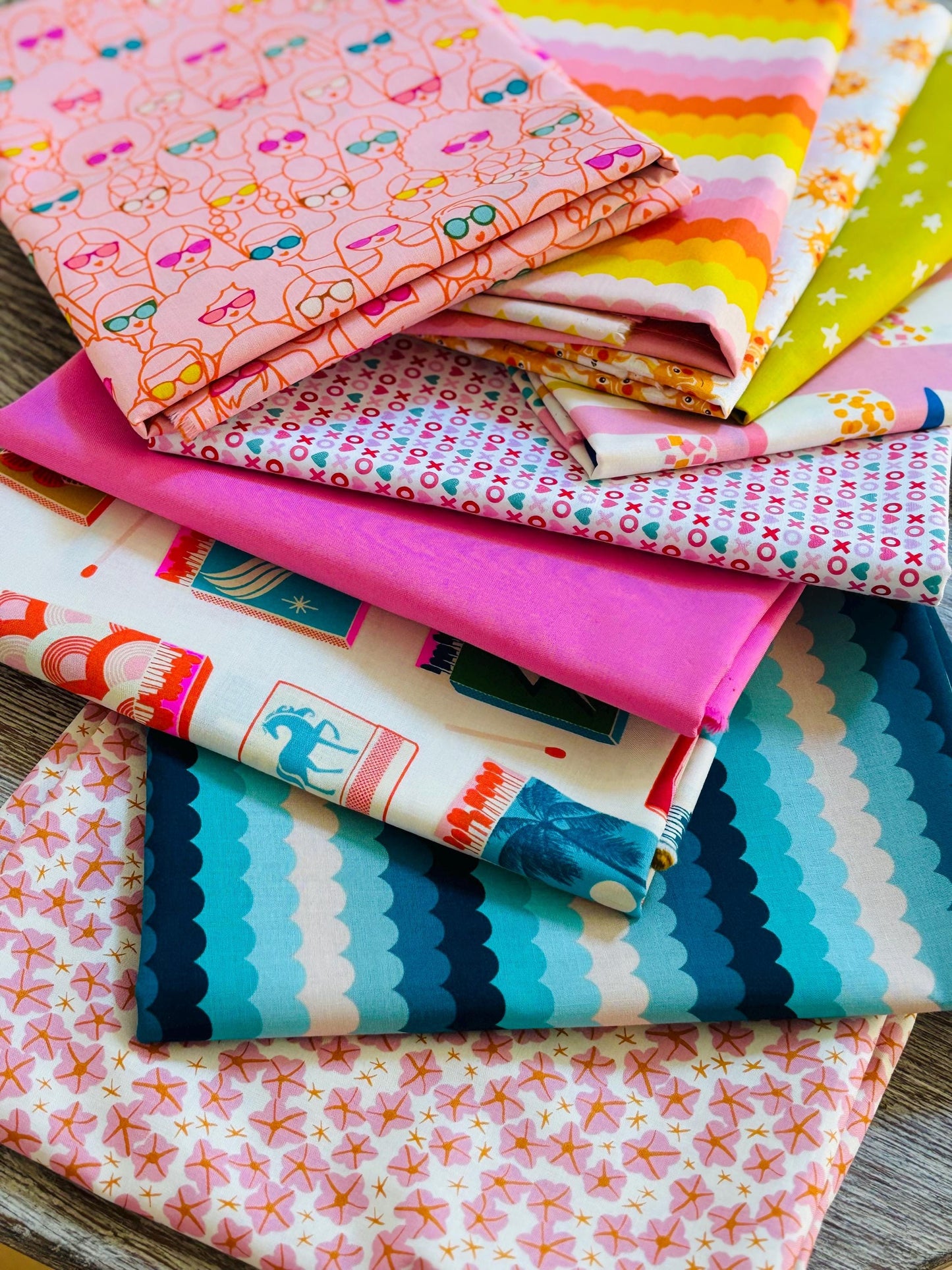 Summer Love - 10 fat quarter bundle - Ruby star Poppie Starry Speckled