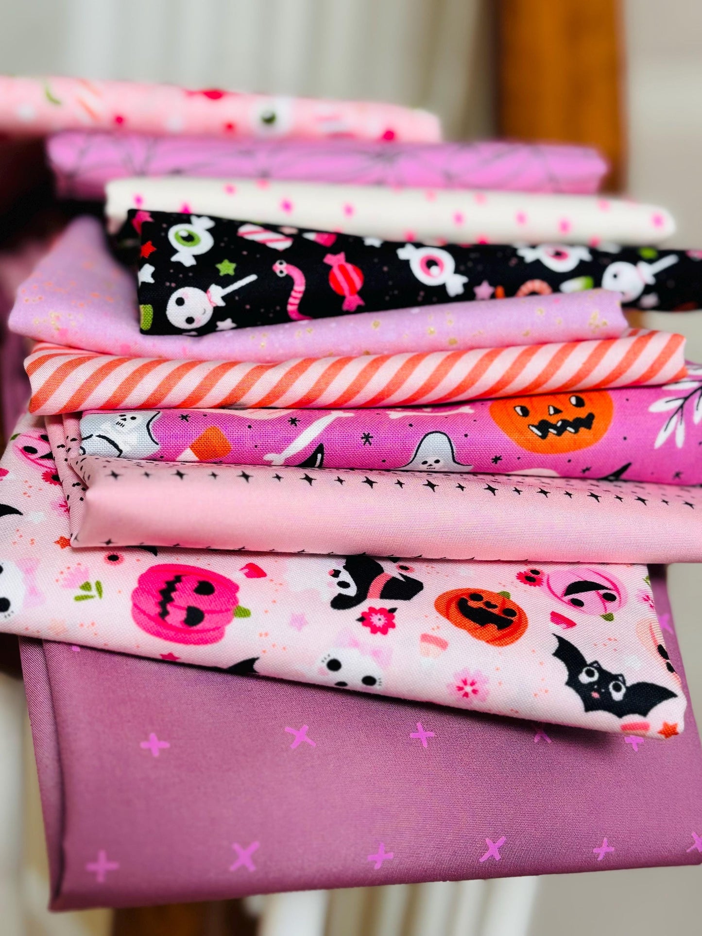 Treat please - 10 fat quarters - pink Ruby star AGF Spooky n sweet not scary