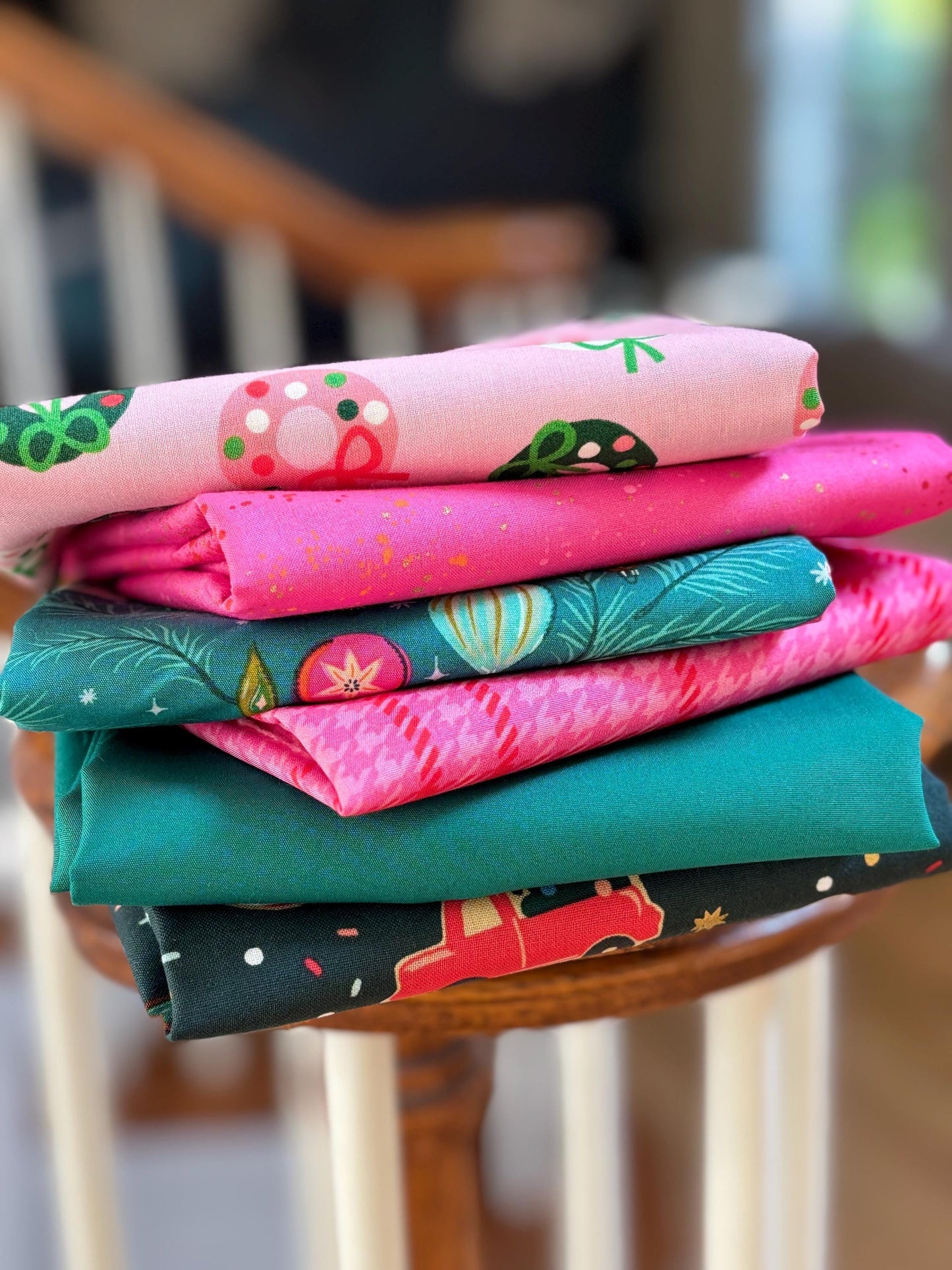 Happy Pinkmas - 6 fat quarter bundle