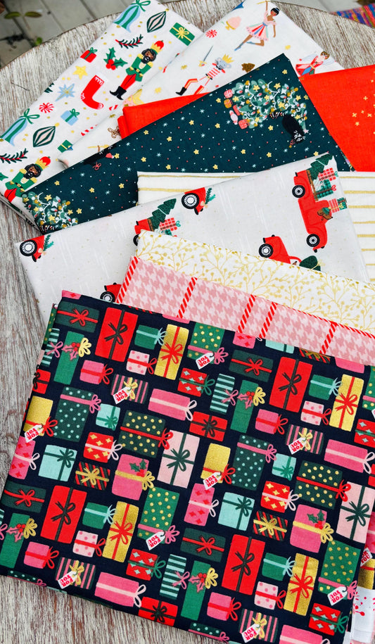 Little christmas tree - 9 fat quarter holiday bundle