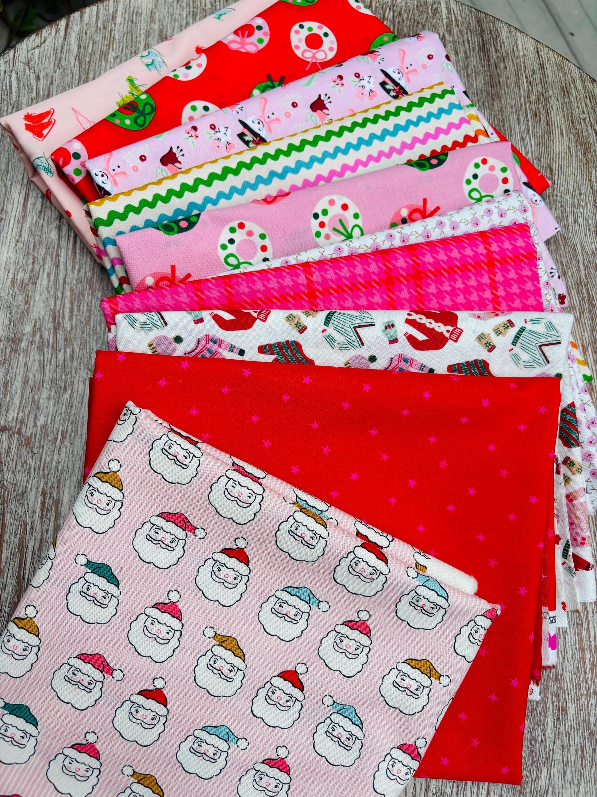 Winter land fun - 10 fat quarter holiday bundle