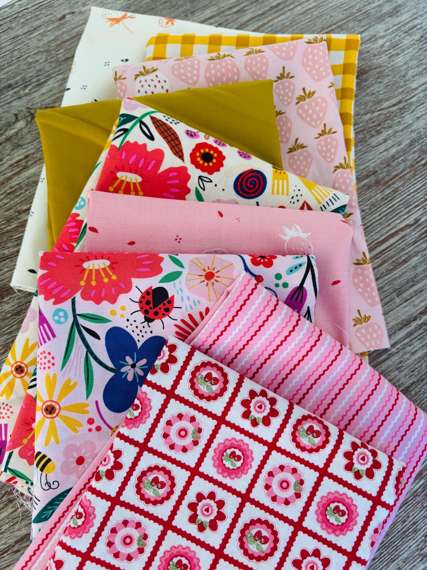 Last of the summer brights - 9 fat quarter bundle - Poppie Cotton
