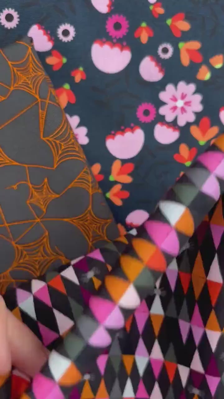 Halloween the darker side - 15 fat quarter bundle - halloween